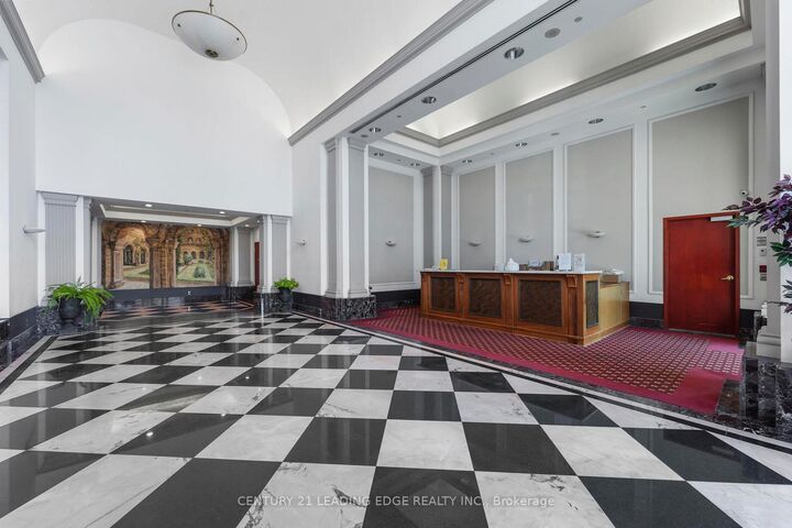 Property Photo: 11 Lee Centre Drive 1609 ON M1H 3J5