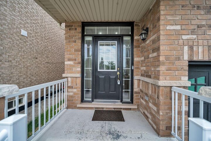 Property Photo:  17 Crumlin Crescent  ON L6X 0Y4 
