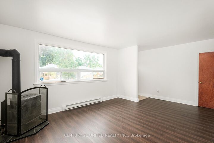 Property Photo: 641 Bellaire Street ON K9J 3Y5