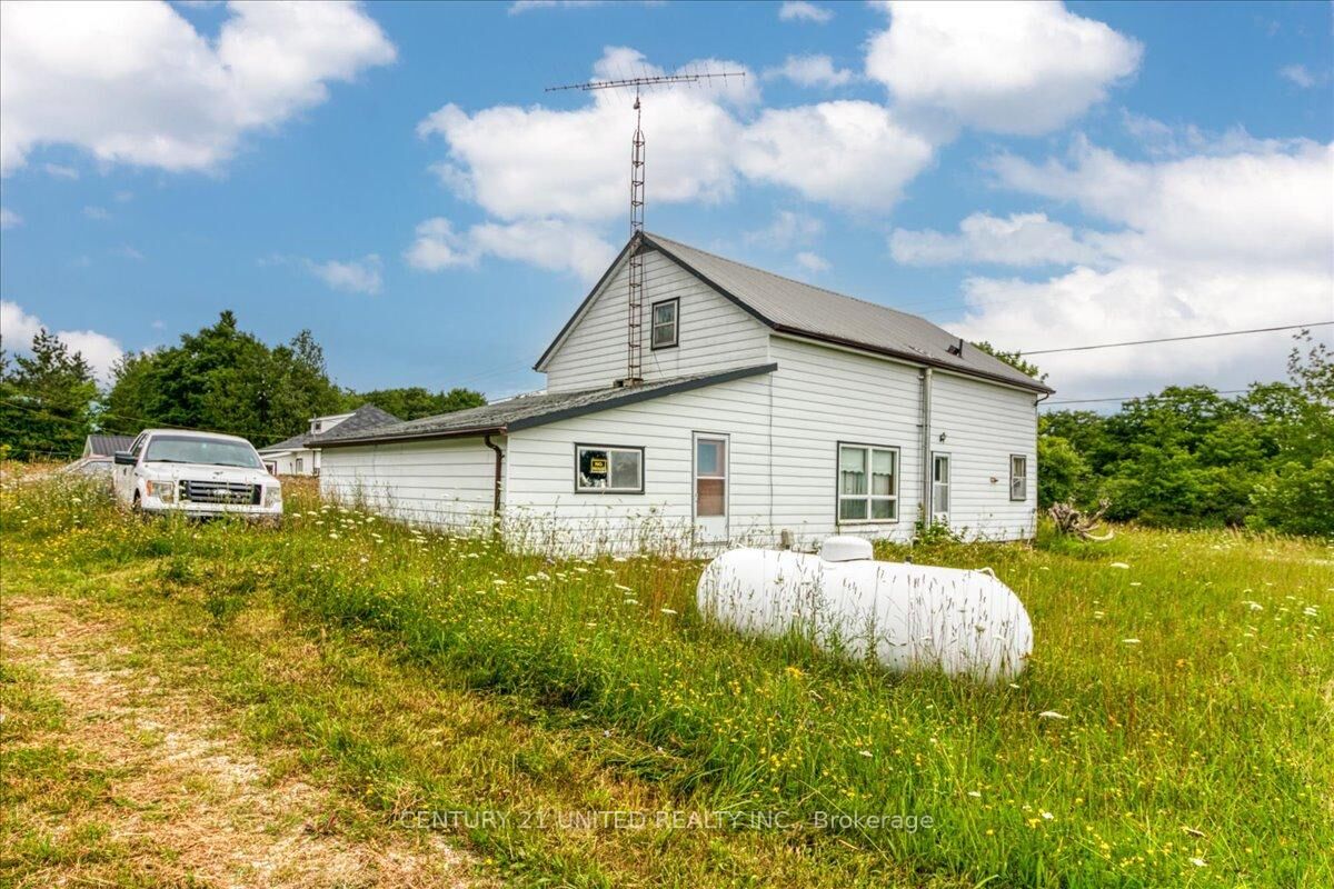 Property Photo:  9350 Highway 542 N/A  ON P0P 2B0 