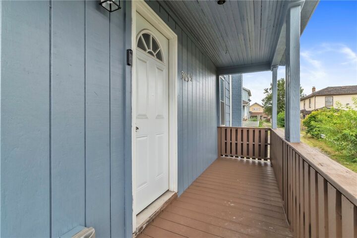 Property Photo:  305 1/2 E Lutton St Rear  PA 16101 