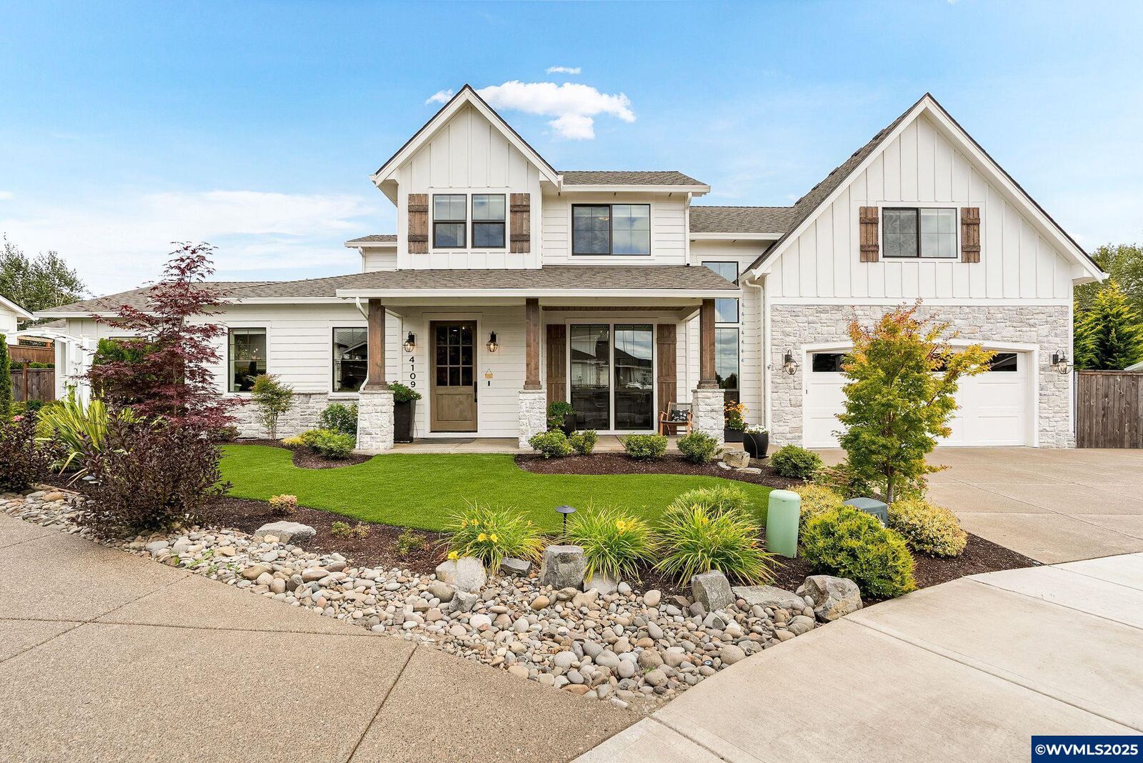 Property Photo: 4109 Illahe River Ct S OR 97302