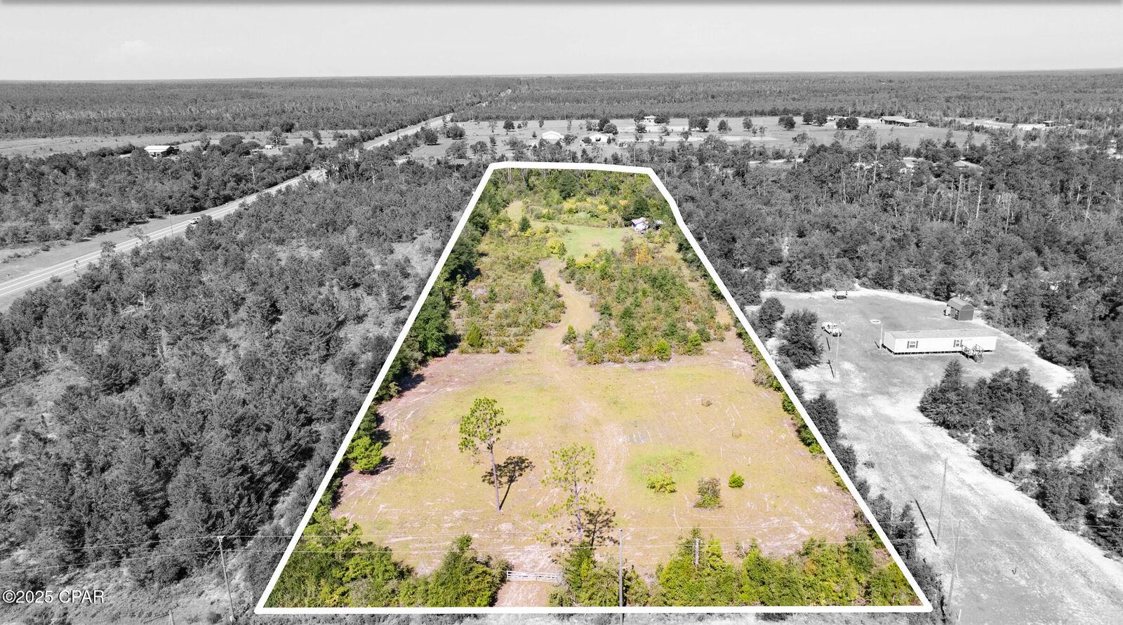 Property Photo: 15905 Country Oaks Lane FL 32466