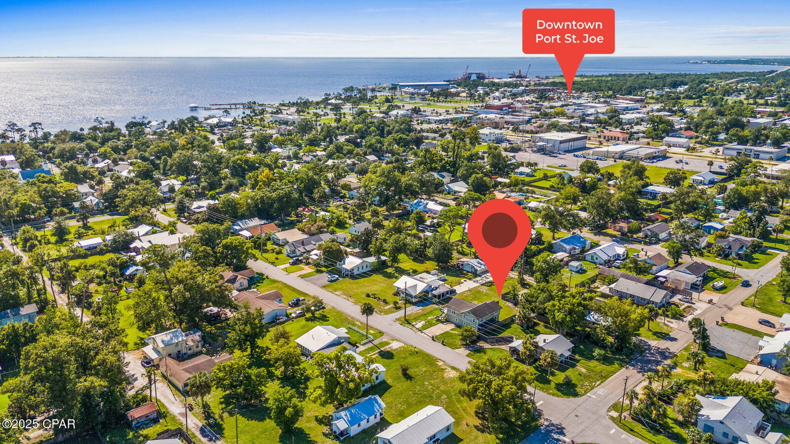 Property Photo: 525 8th Street FL 32456