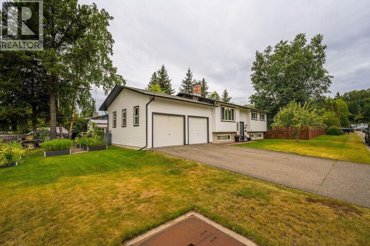 Property Photo:  5905 Rideau Drive  BC V2N 2H6 