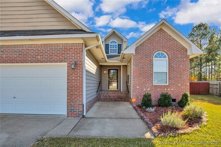 Property Photo:  112 Camrose Court  NC 28376 