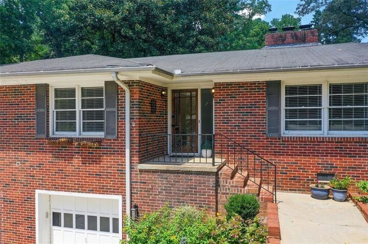 Property Photo: 636 Pauley Place GA 30328