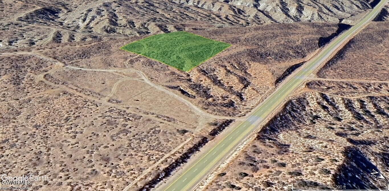 Property Photo:  7300 E Vic Mt Emma &Amp Weber Ranch Rd  CA 93550 