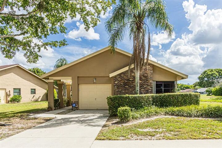 Property Photo:  4915 Calamondin Cir  FL 33063 
