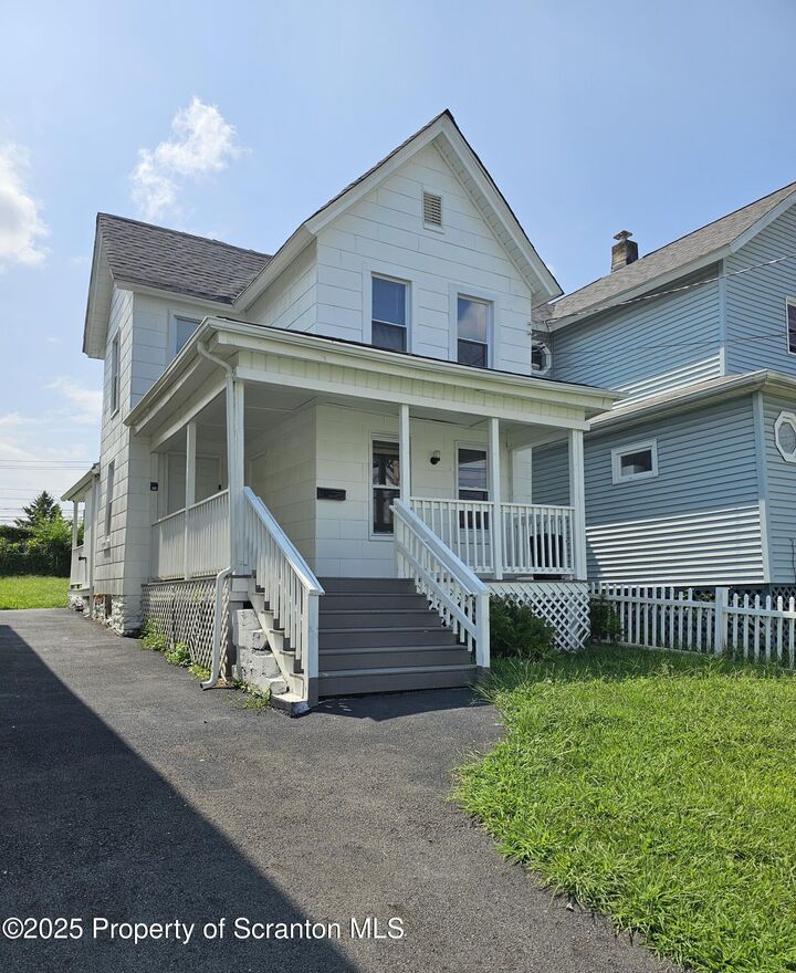 325 Ferdinand Street  Scranton PA 18508 photo