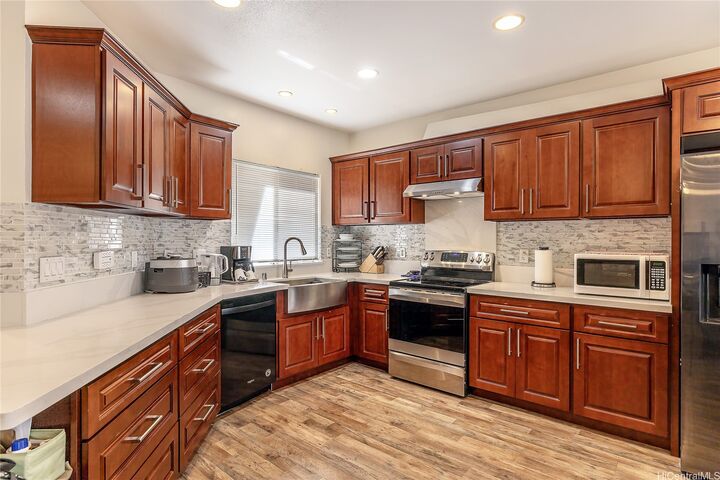 91-957 Laaulu Street 40F  Ewa Beach HI 96706 photo