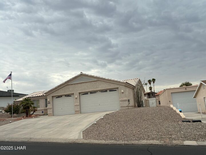 Property Photo:  3770 Bluegrass Dr  AZ 86406