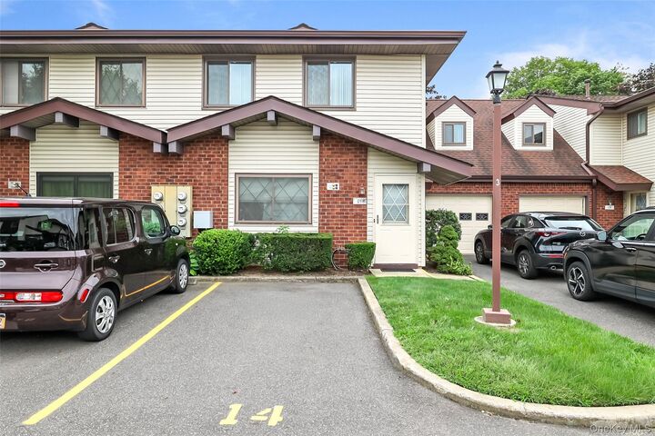 Property Photo: 14 Cambridge Drive W NY 11726