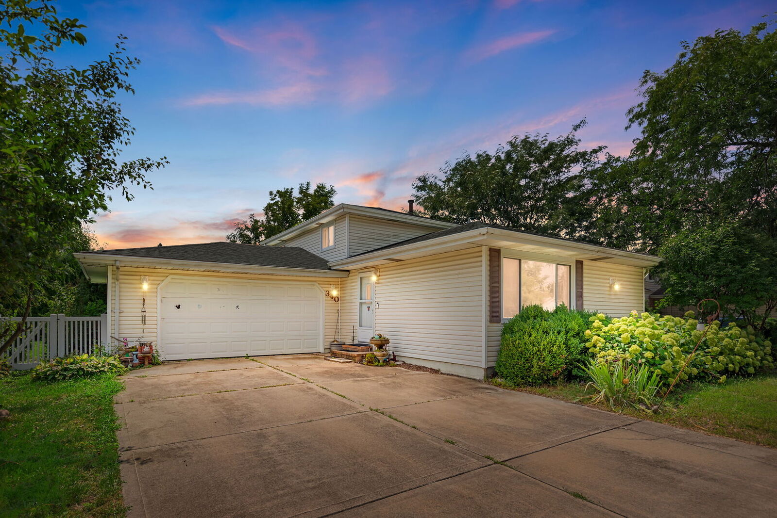 Property Photo: 340 Kristina Drive IL 60914