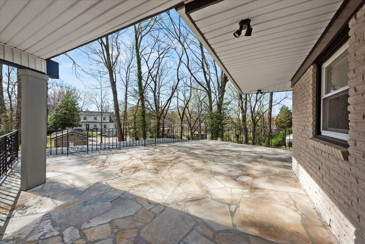 Property Photo: 276 E Porters Bluff Rd E TN 37040