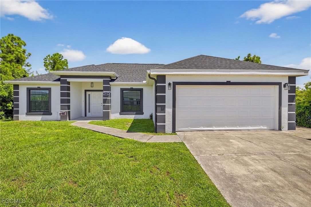 Property Photo: 3912 16th Street SW FL 33976