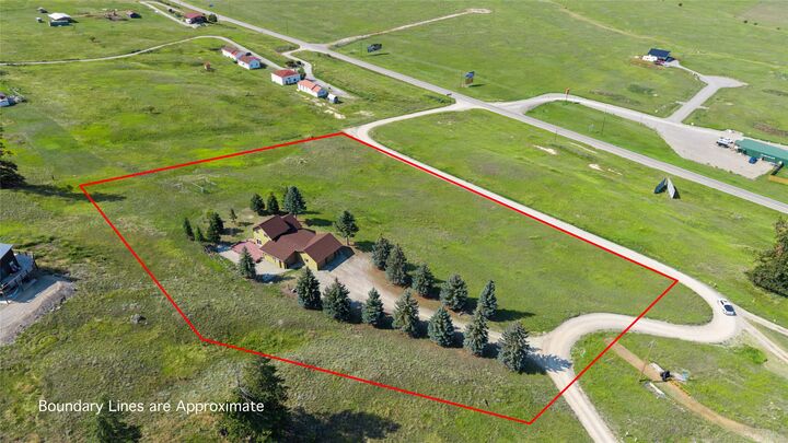 Property Photo:  100 Mountain Circle  MT 59917 