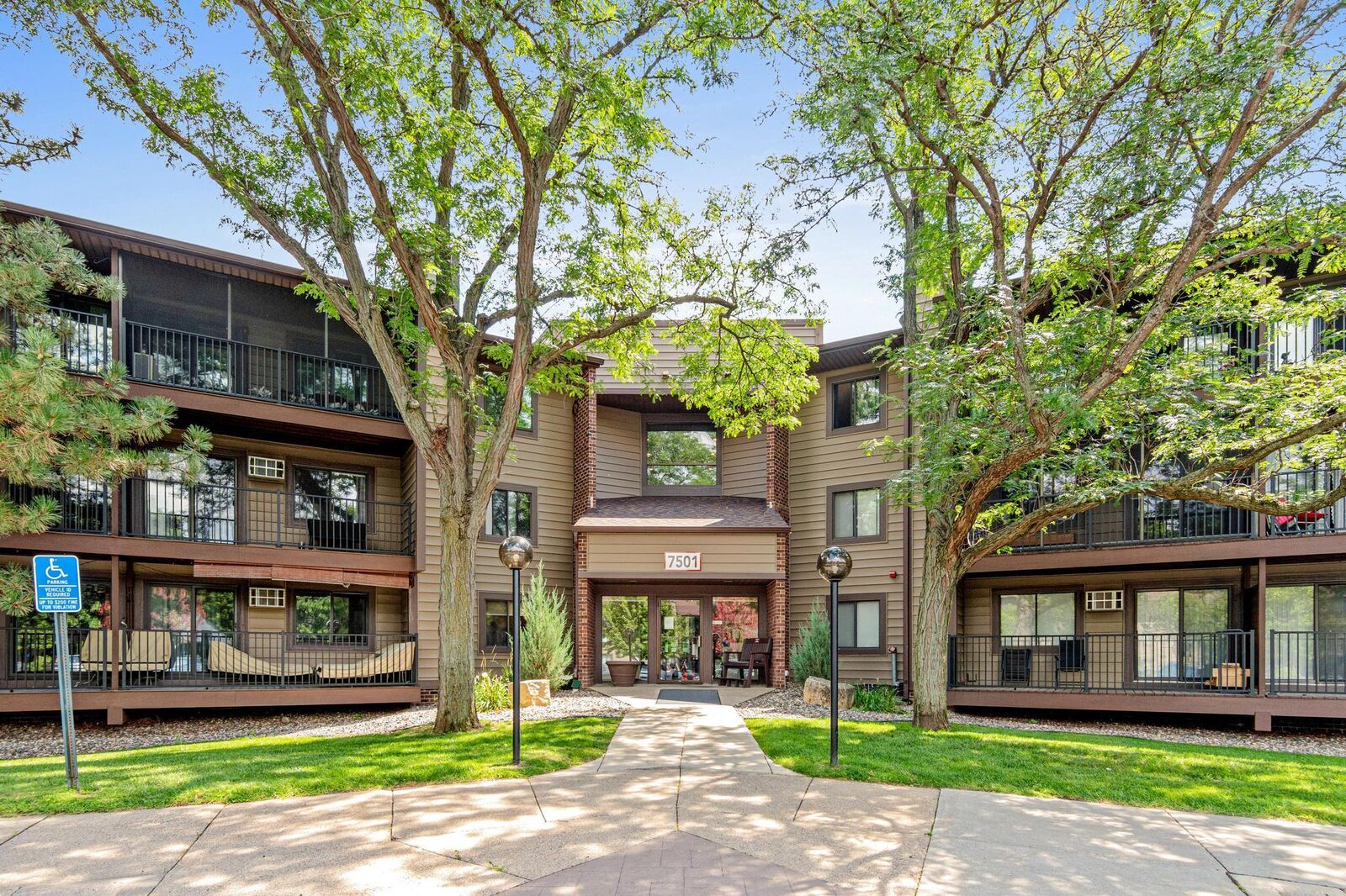 Property Photo: 7501 W 101st Street 107 MN 55438
