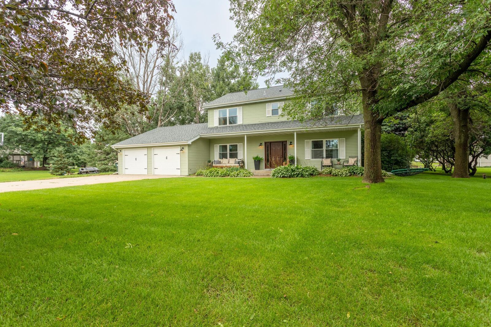 Property Photo:  1921 Sherman Drive NW  MN 56308 