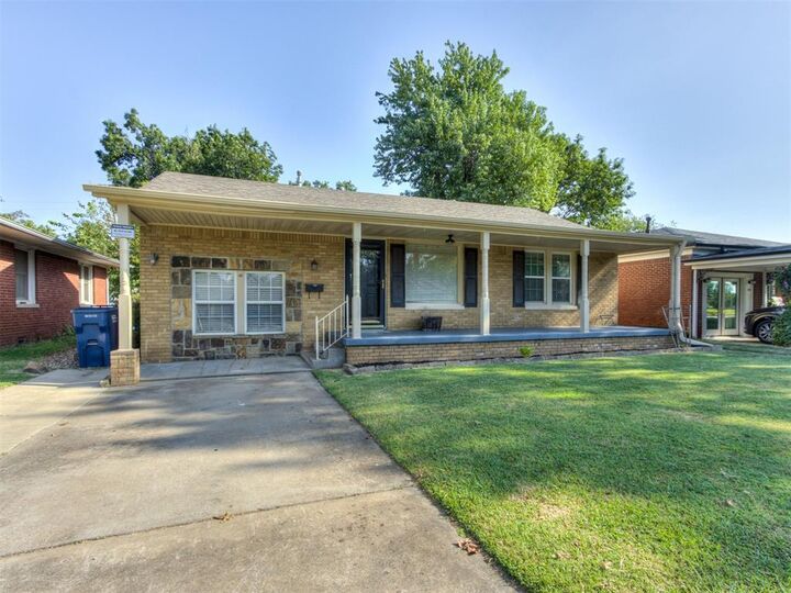Property Photo: 108 E Pulaski Street OK 74804