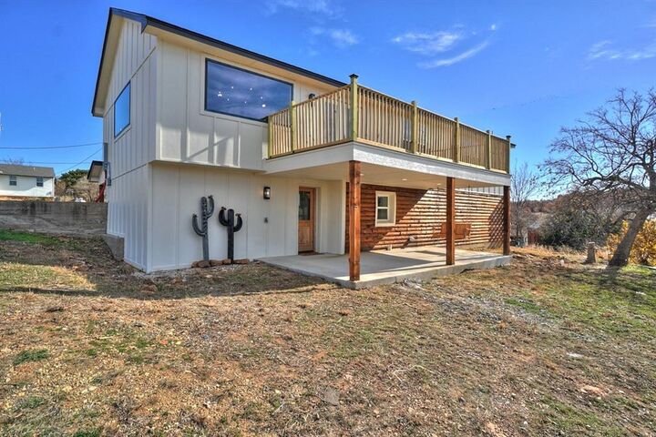 Property Photo: 58 E Lake Drive OK 73557