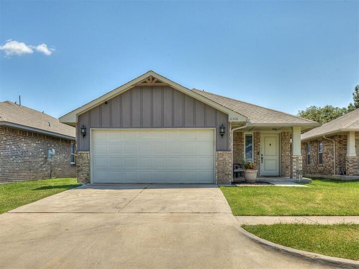 11516 SW 8th Circle  Yukon OK 73099 photo