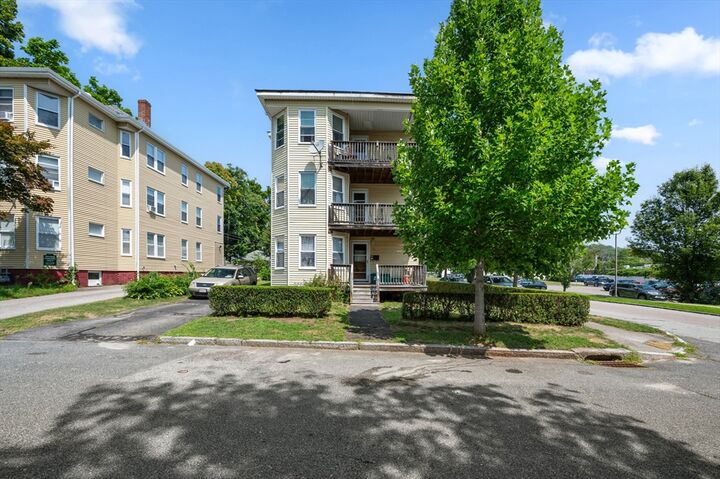 Property Photo: 97 Courtland St MA 01602