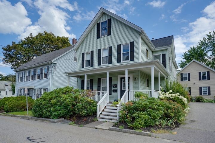 Property Photo: 20 Fay Ct B MA 01752