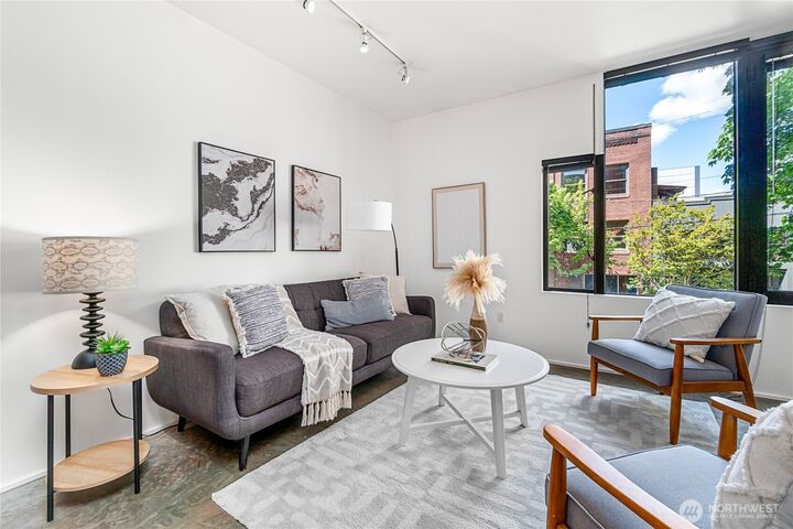Property Photo:  1111 E Pike Street 203  WA 98122 