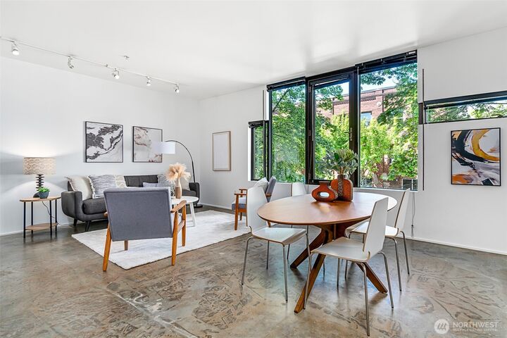 Property Photo:  1111 E Pike Street 203  WA 98122 