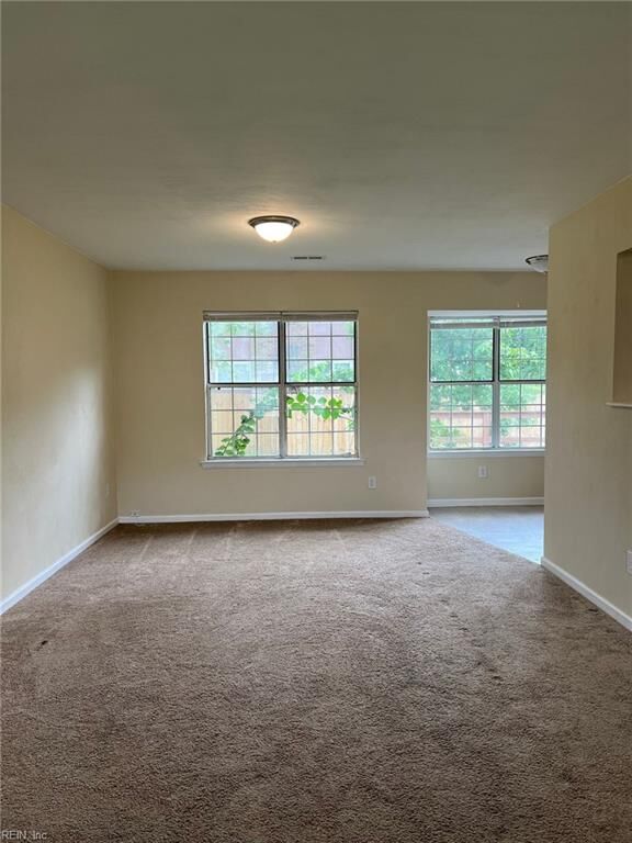 Property Photo: 2 Sunbriar Way VA 23666