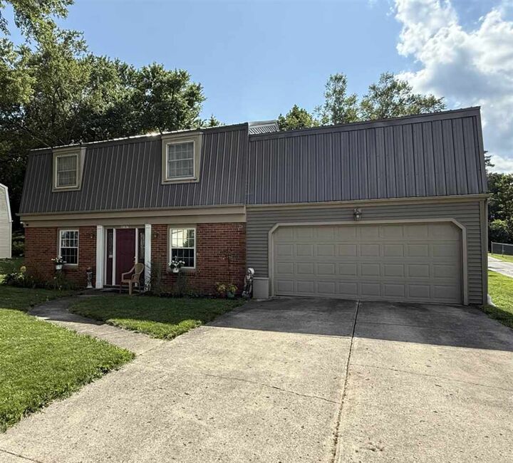 Property Photo: 2707 S G Street IN 47374