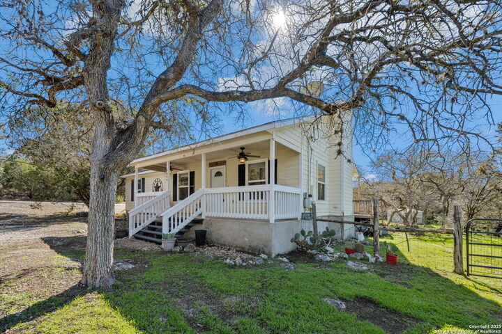 Property Photo:  1456 Green Meadow  TX 78070 