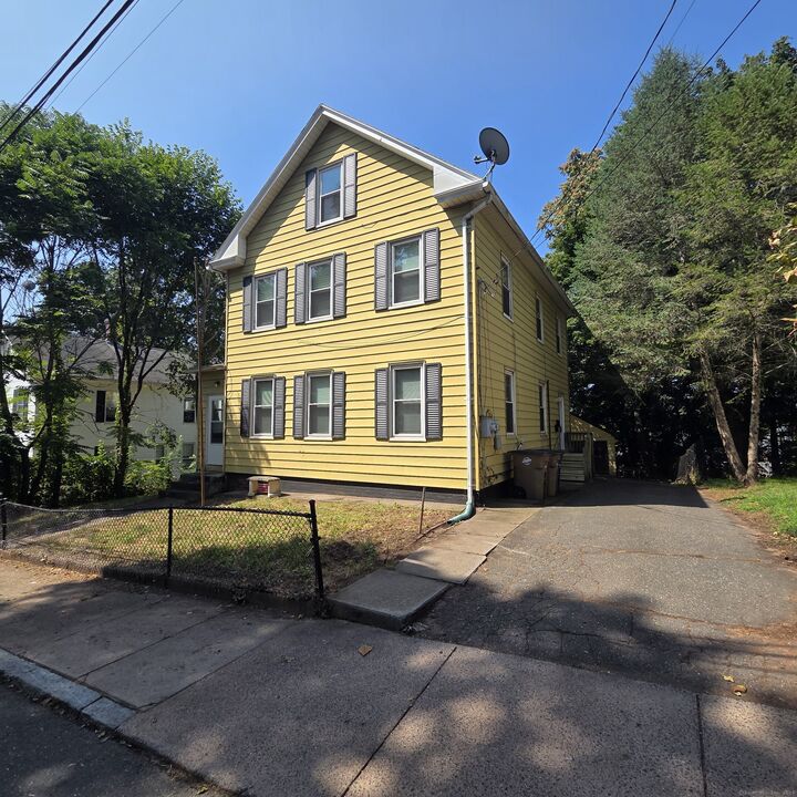 Property Photo: 9 Woodland Street 1 CT 06066