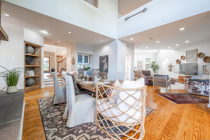 Property Photo:  20 Shore Road  CT 06811 