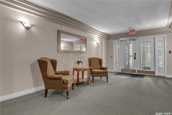 Property Photo:  2217 Angus Street 201  SK S4T 1A3 