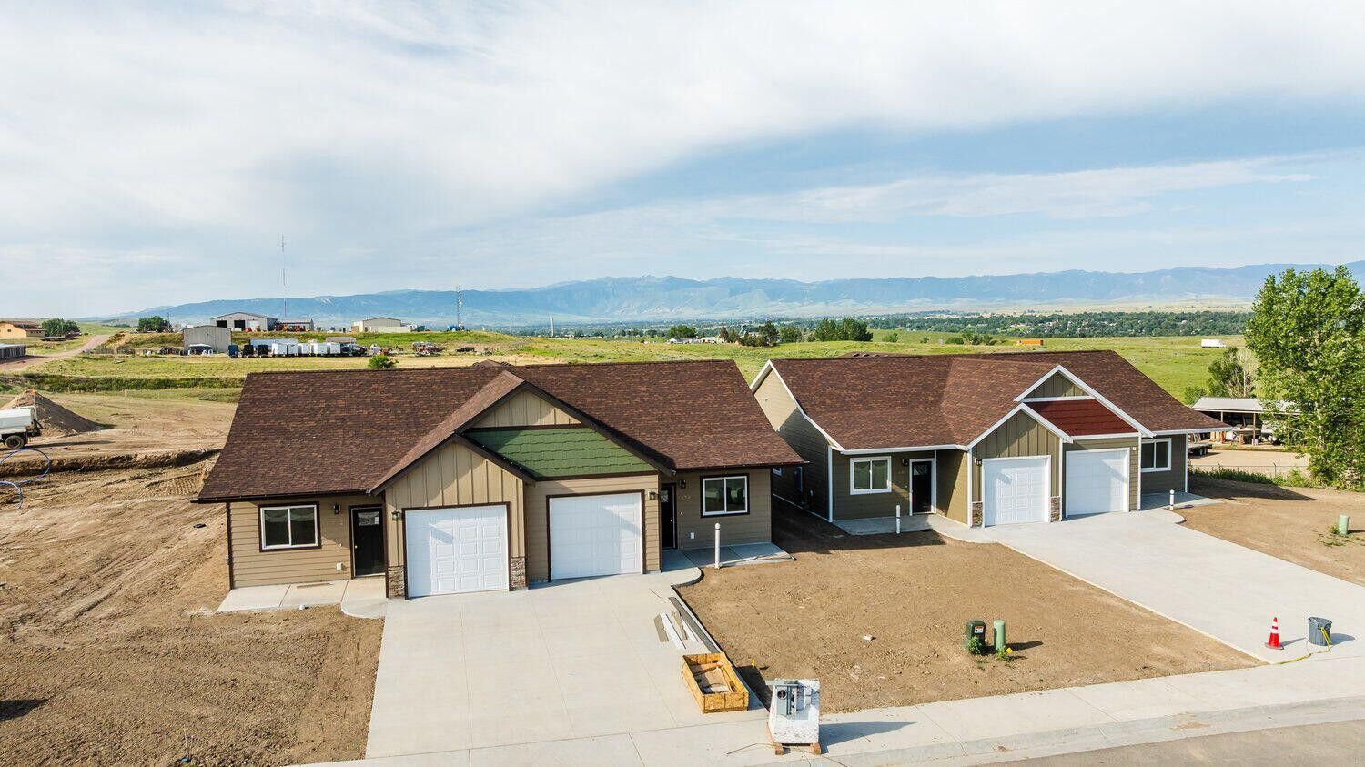 Property Photo: 646 Valley View Drive WY 82801