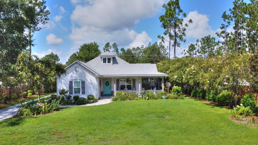 Property Photo:  4940 Diamond Dr  GA 31636 