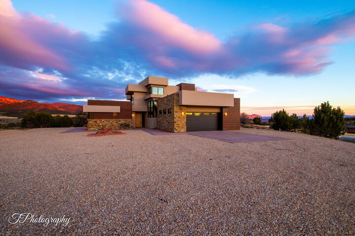 Property Photo: 4907 N Mesa Rd UT 84779