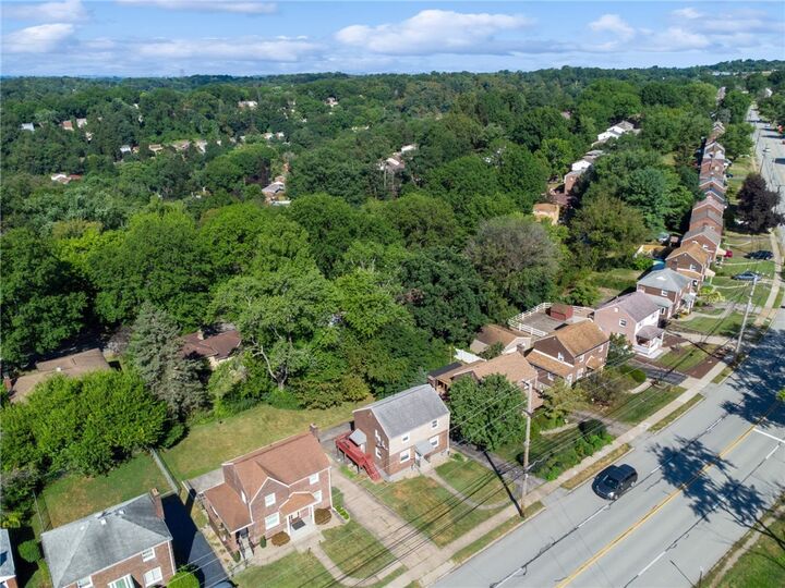 Property Photo:  4052 Greensburg Pike  PA 15221 