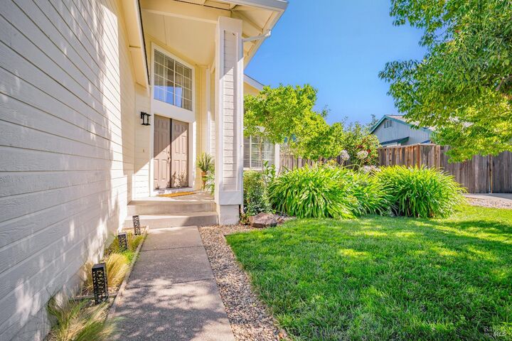 Property Photo:  9616 Berkshire Way  CA 95492 