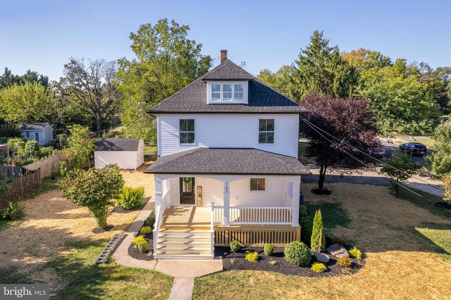 Property Photo: 703 National Avenue VA 22601