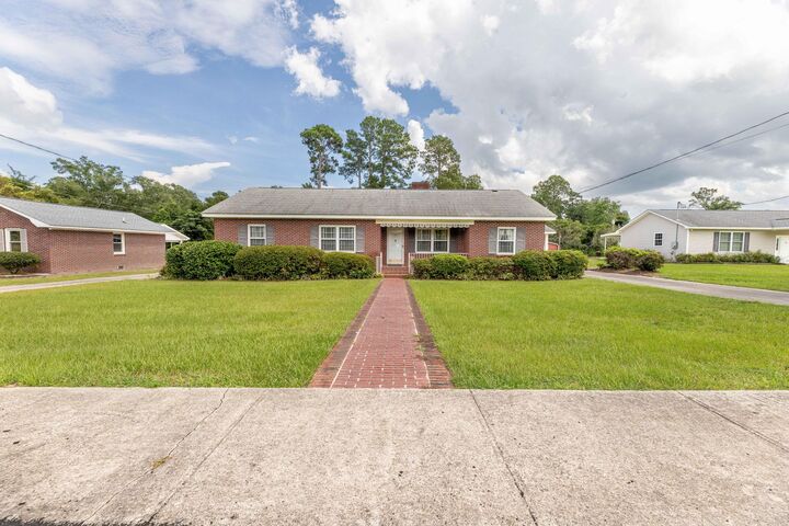 Property Photo:  319 E Hampton Street  SC 29047 