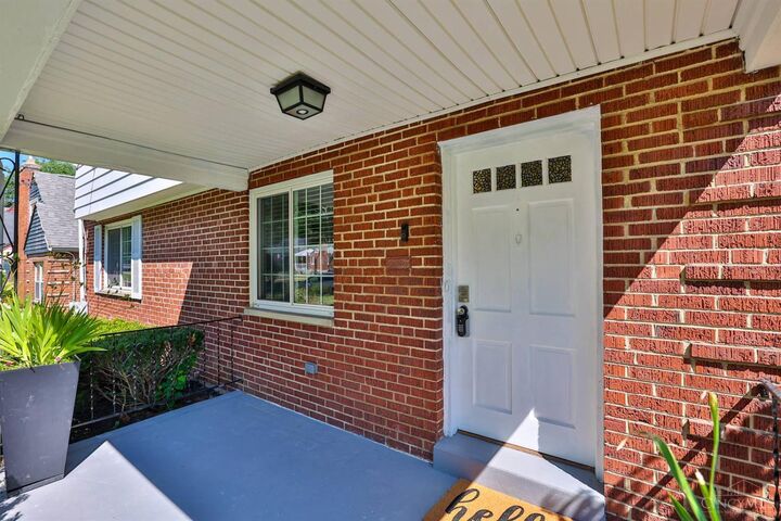 Property Photo: 1406 Wittekind Terrace OH 45224