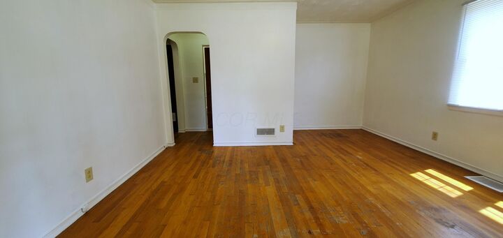 Property Photo: 3180 Grace Street OH 43204