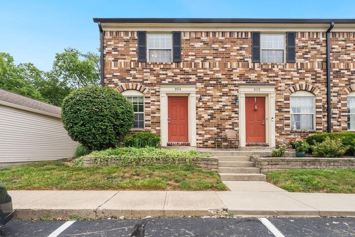 2594 Scioto View Lane  Columbus OH 43221 photo