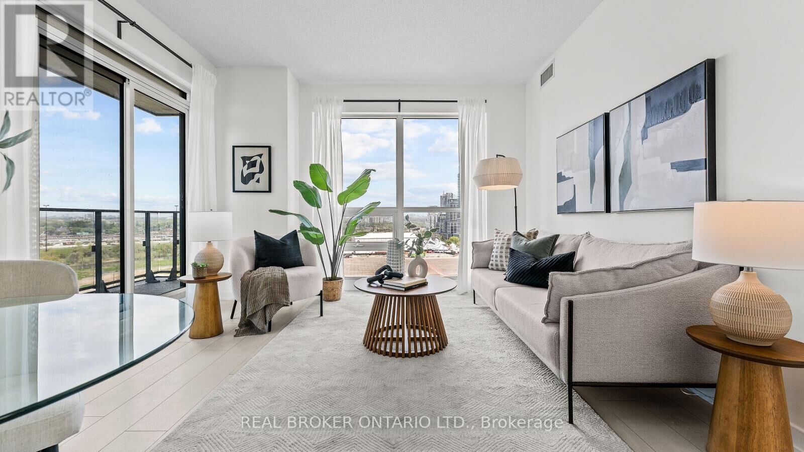 Property Photo:  2220 Lake Shore Boulevard West 1604  ON M8V 0C1 