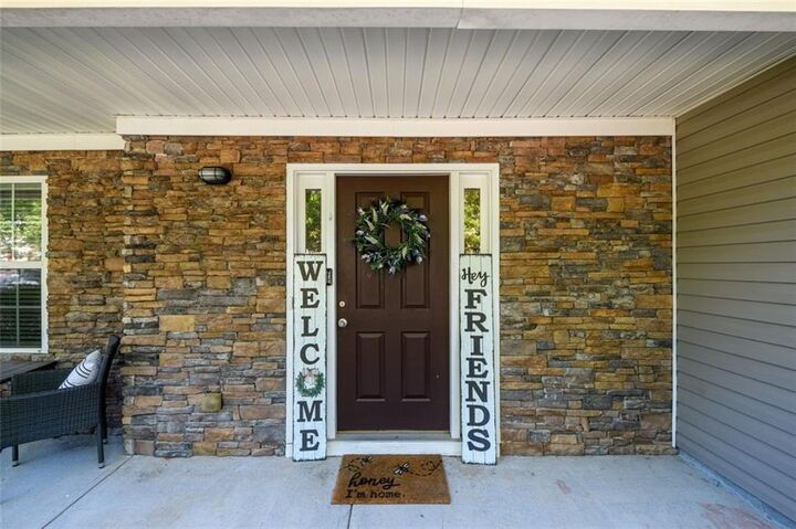 Property Photo: 4114 Waters End Lane GA 30039