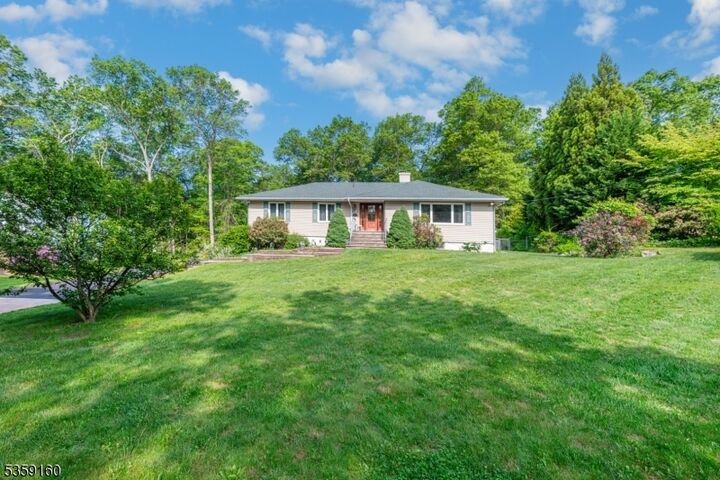 Property Photo:  12 Pecan Ln  NJ 07438 