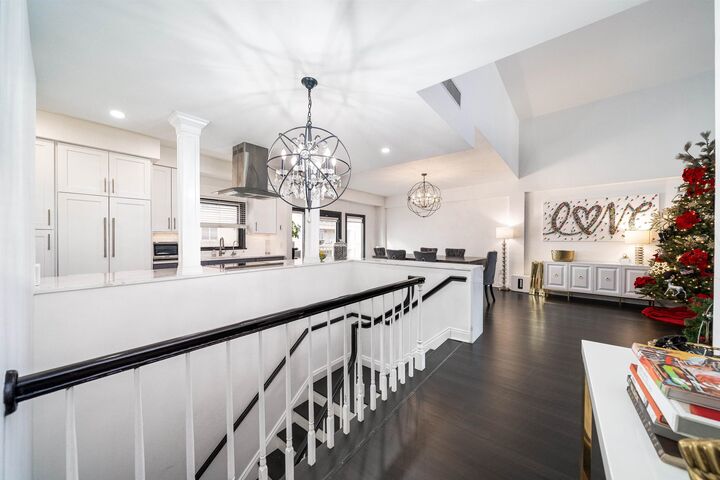 Property Photo:  203 Shearwater Ct West 51  NJ 07305 